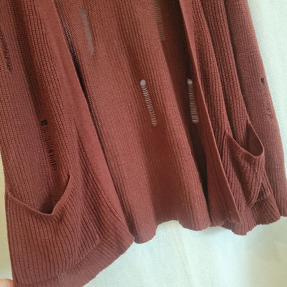 Daytrip Buckle Distressed Knit Cardigan size Small - Picture 5 of 5